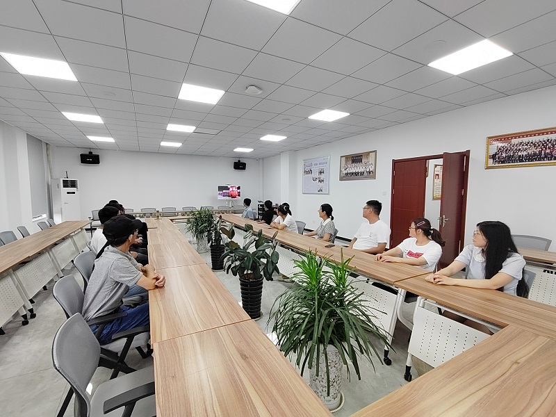 观看学习《红色金寨铸就红色精神》